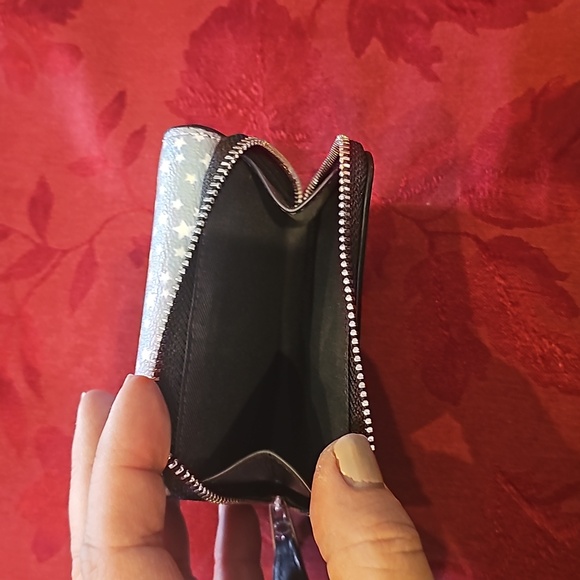 NWOT Coach mini wallet - Picture 3 of 4